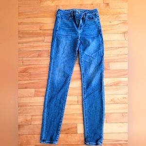 American Eagle super high-rise jegging size 0 Regular